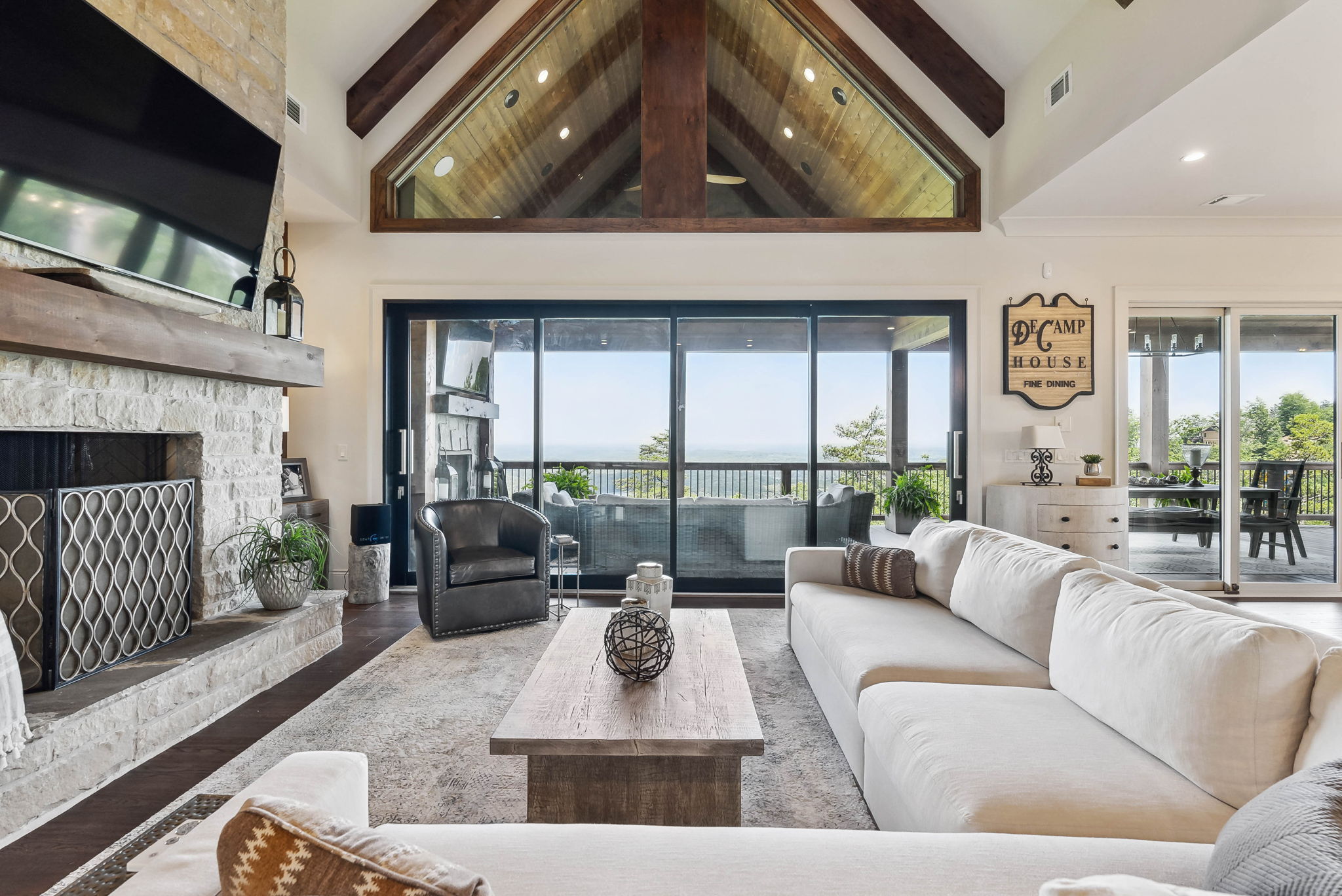 010-10 Signal Mountain Cir SE Cartersville GA